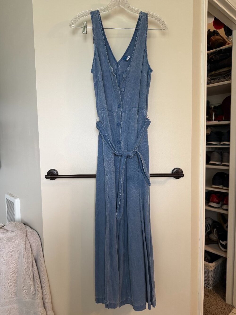 Old Navy Women's Denim Chambray Jumpsuit S Wide Leg Tie Waist